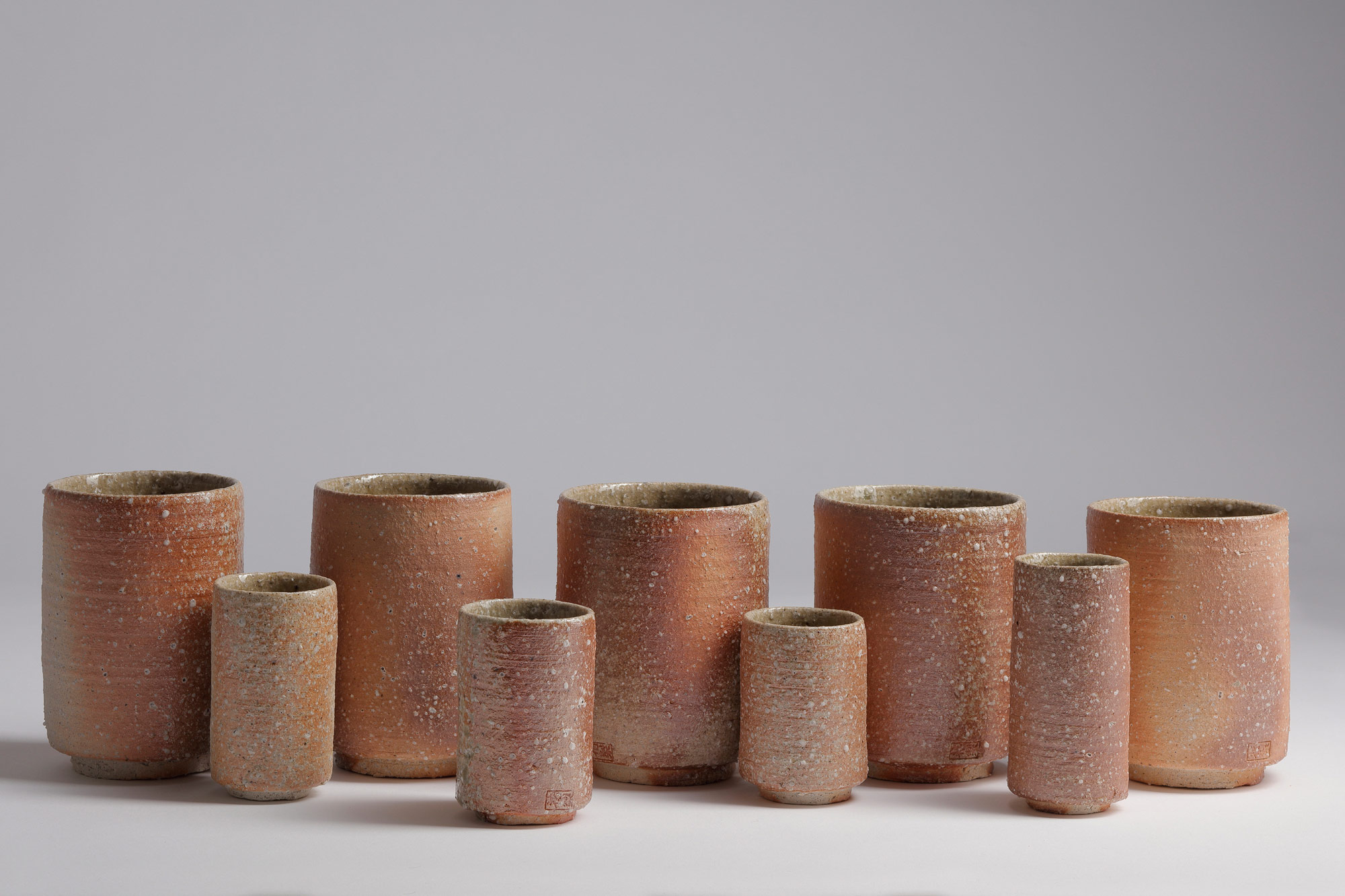 vaso di ceramica di Karin Putsch-Grassi sullo stile giapponese